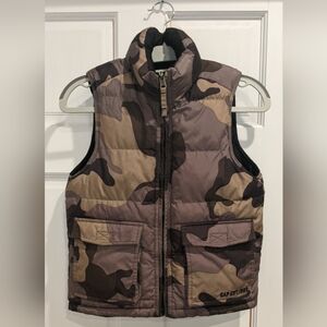 Boys Small GAP Reversible Camouflage and Black Quilted Vest